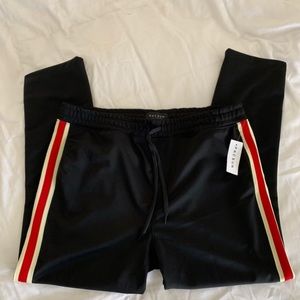 🆕 PacSun Joggers *View Description* 🚨